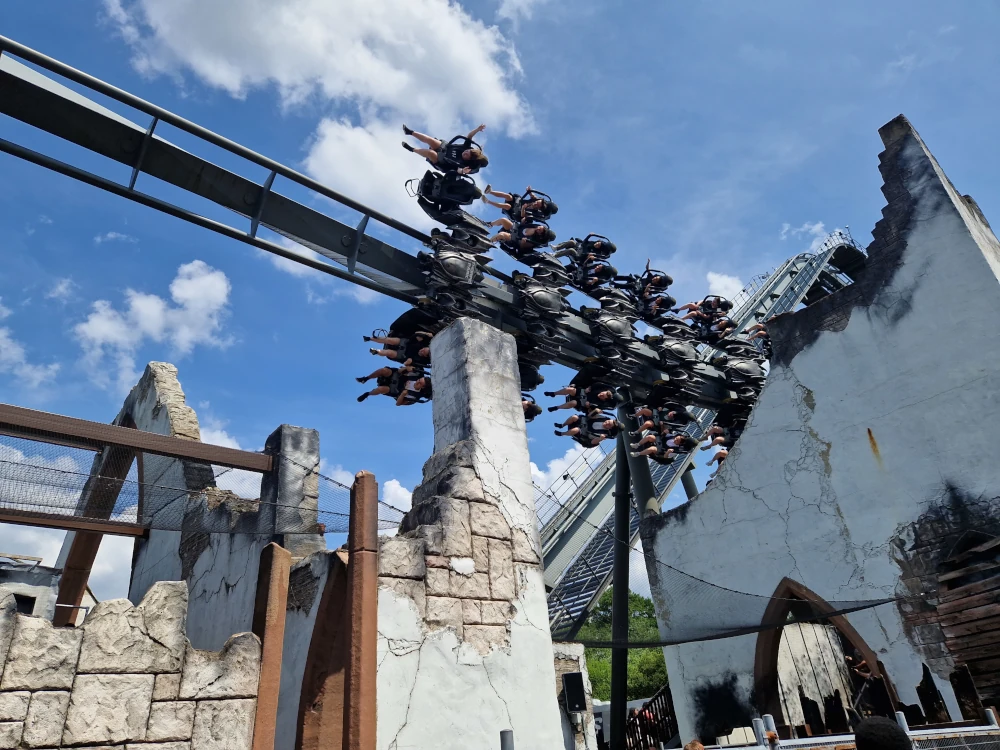 Thorpe Park - The Swarm