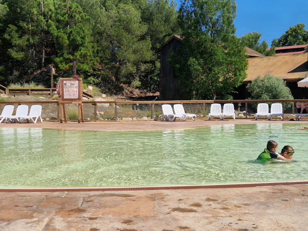 Hotel Gold River Pools