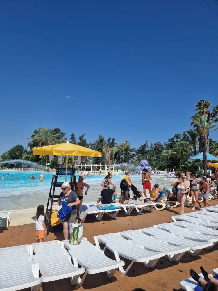 Caribe Aquatic Park Bermuda Triangle 