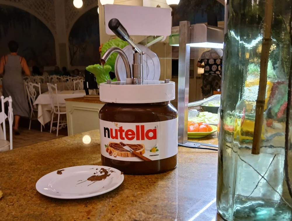 Hotel Gold River Breakfast