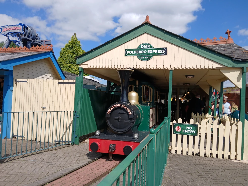 Drayton Manor Resort Polperro Express