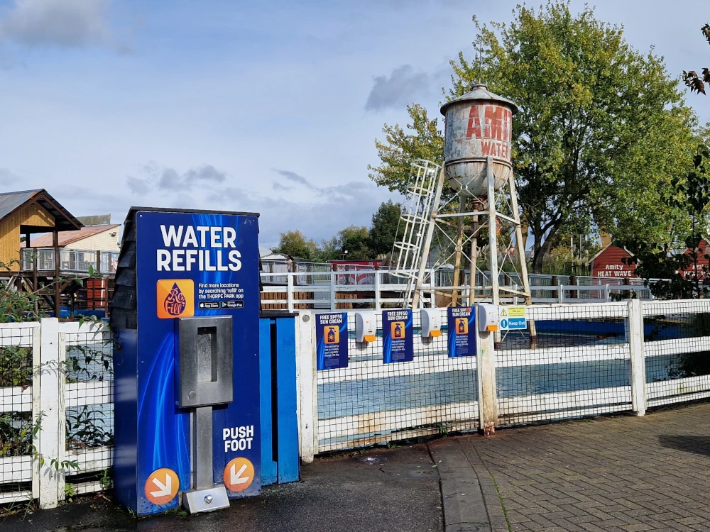 Thorpe Park Amity - Water Refill