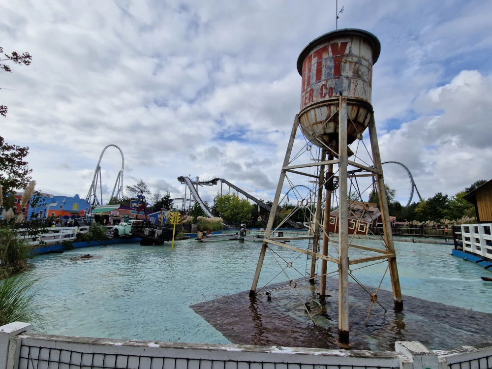 Thorpe Park Amity & Tidal Wave
