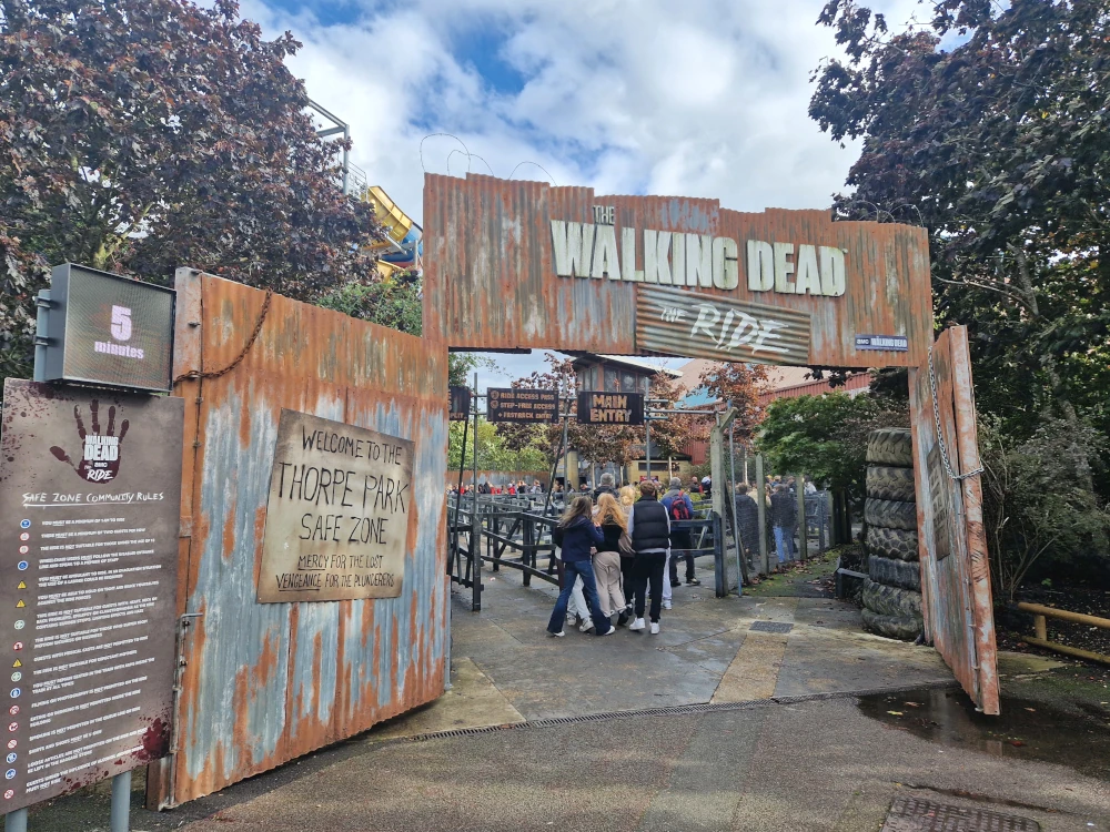 Thorpe Park The Walking Dead Ride Entrance