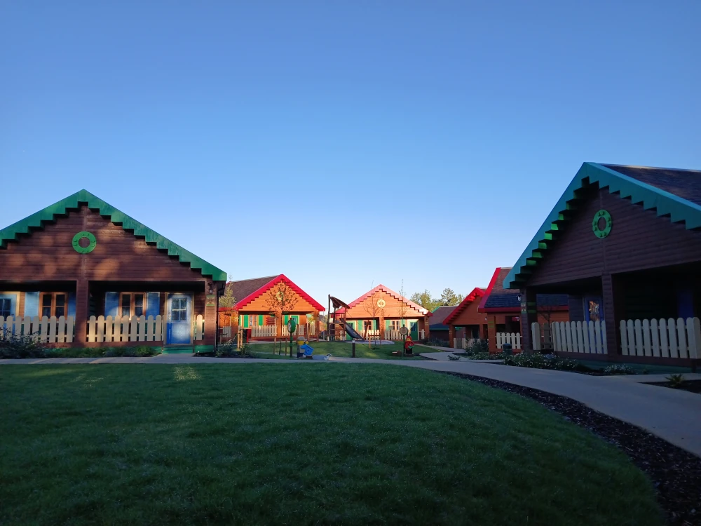 Legoland Windsor Woodland Lodges