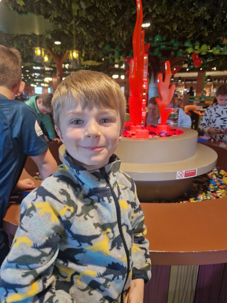 Legoland Windsor Woodland Lodge Clubhouse Lego Firepit