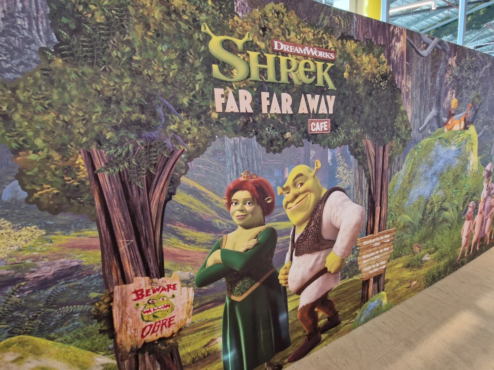 Shrek Far Far Away Cafe