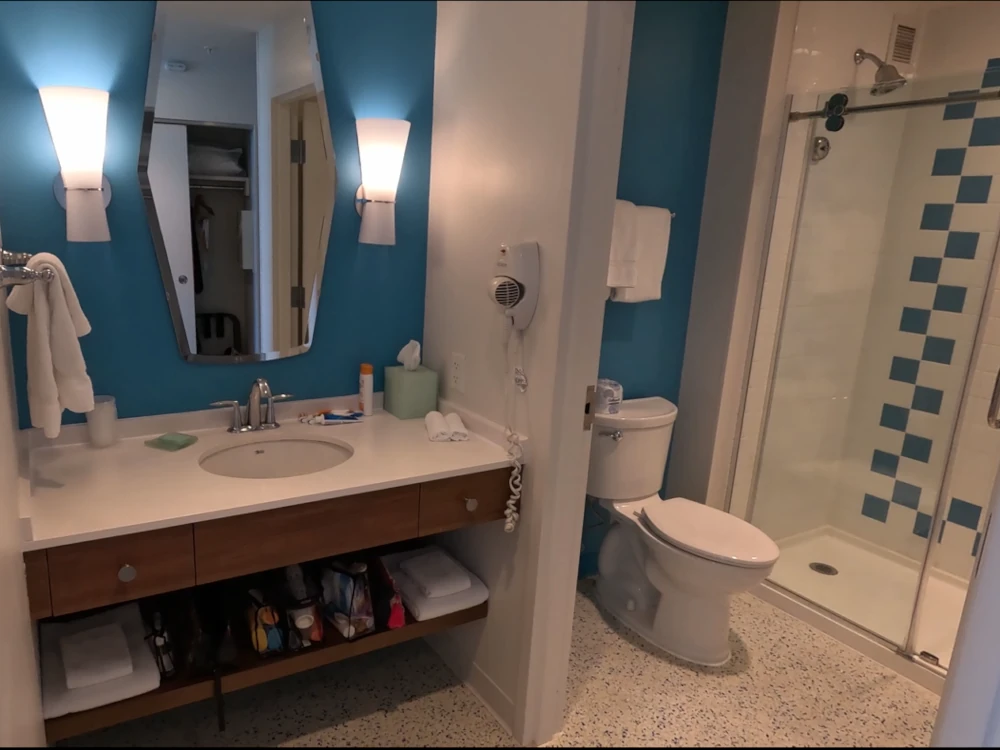 Universal Cabana Bay Beach Resort Bathroom