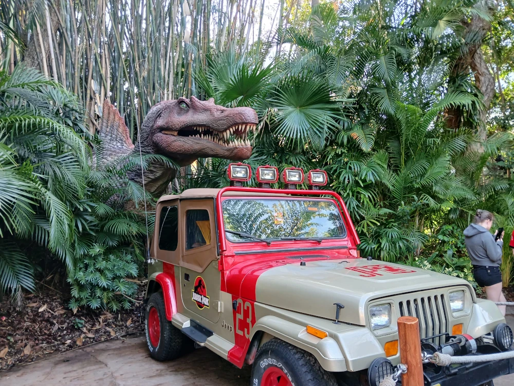 Universal Islands of Adventure Jurassic Park Spinosaurus