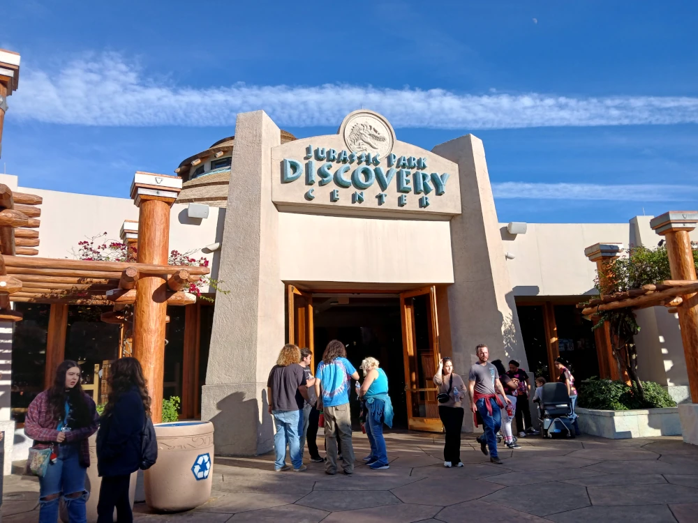 Universal Islands of Adventure Jurassic Park Discovery Centre