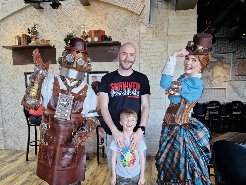 Universal CityWalk Toothsome Chocolate Emporium Penelope Jacques
