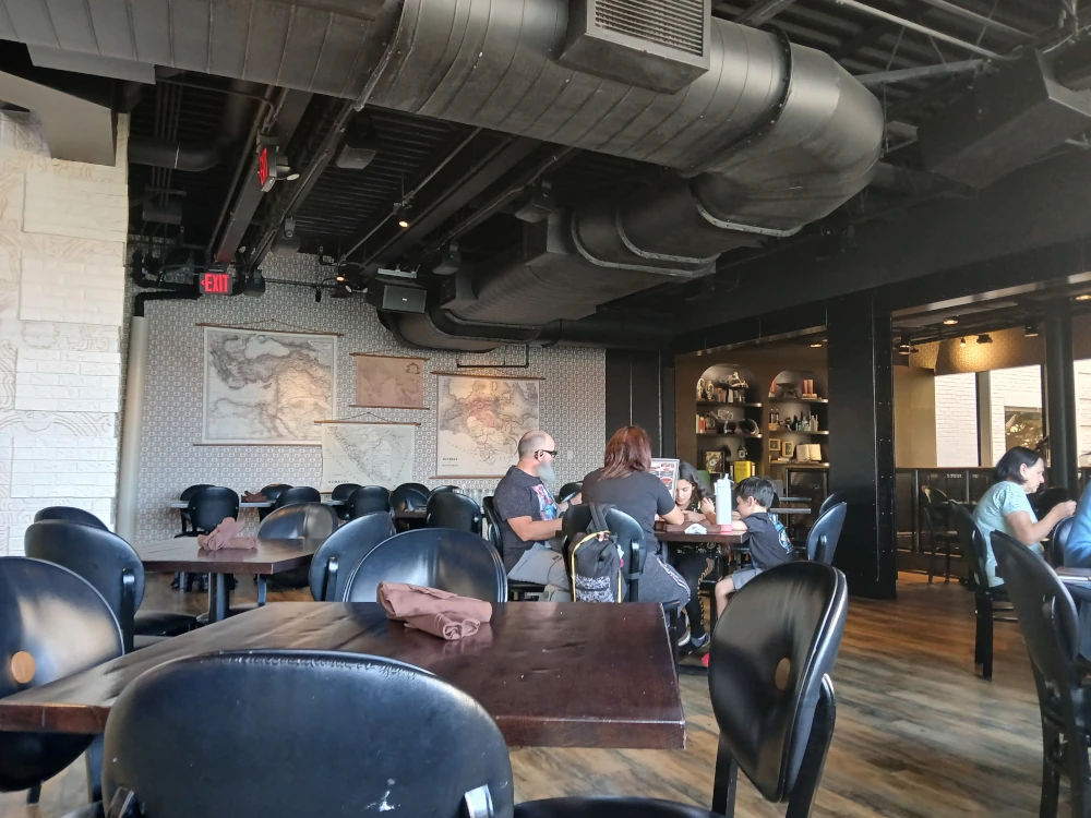 Universal CityWalk Toothsome Chocolate Emporium Dining Area