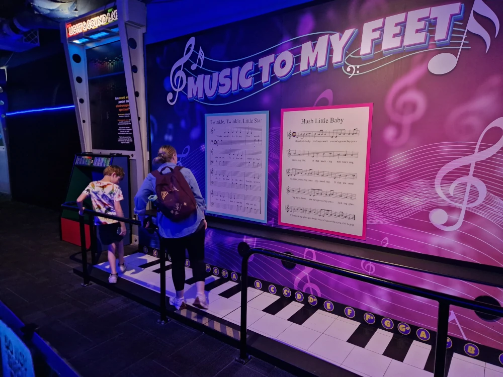 WonderWorks Orlando Giant Piano