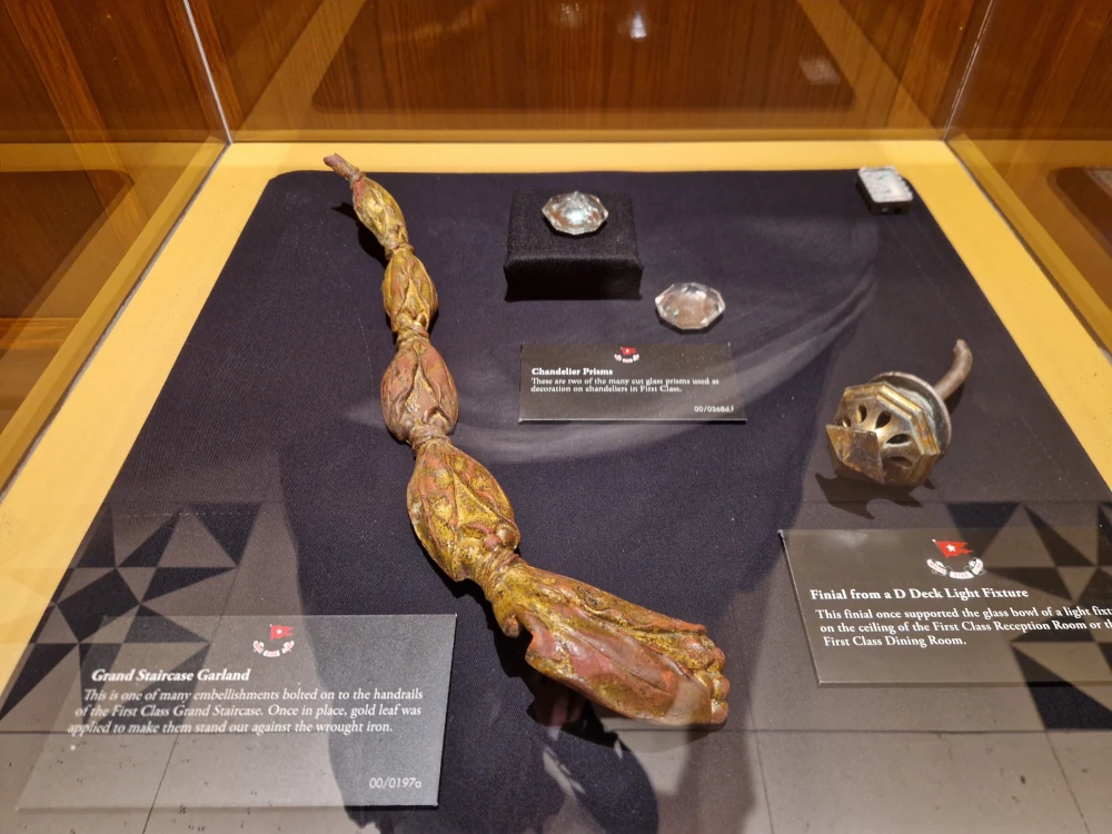 Titanic The Artifact Exhibition Grand Staircase Artefacts