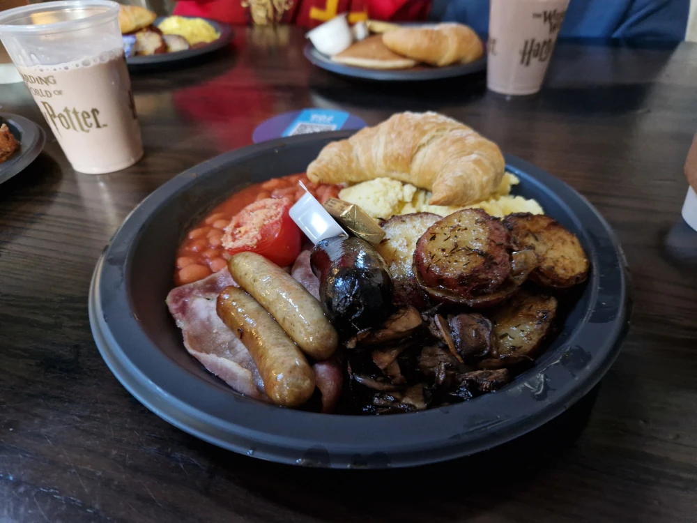 Universal Islands of Adventure Three Broomsticks Breakfast