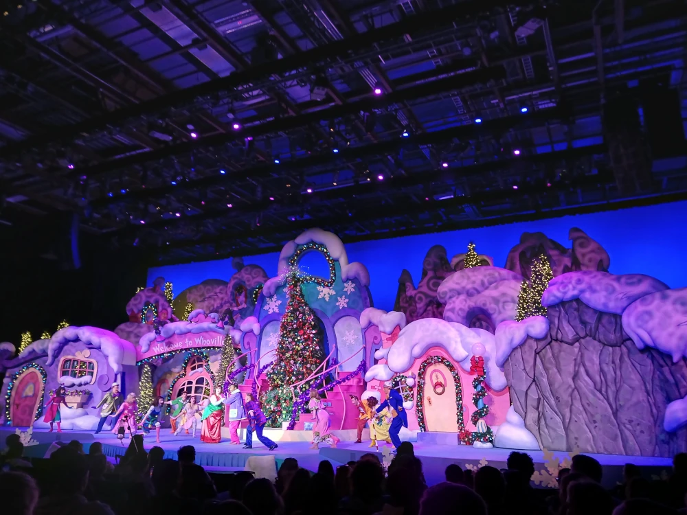 Universal Islands of Adventure Grinchmas Who-liday Spectacular