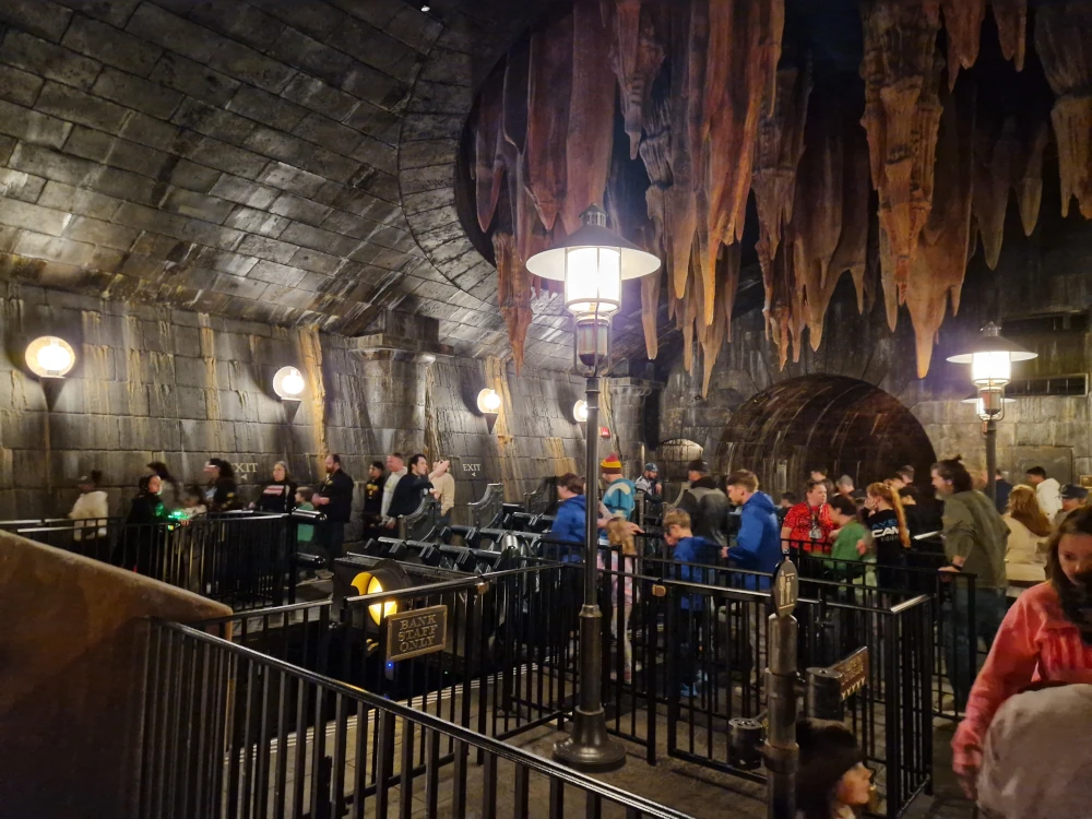 Universal Studios Florida Escape from Gringotts Station