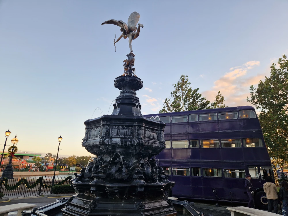 Universal Studios Florida Knight Bus London