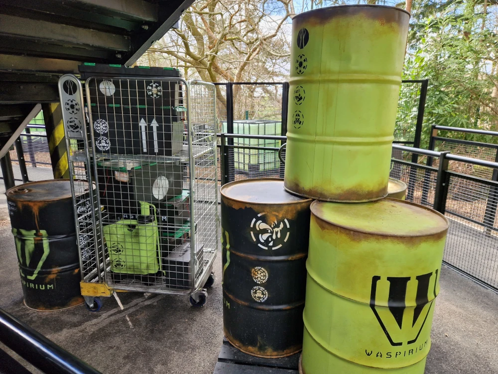 Alton Towers - Toxicator Waspirium Barrels