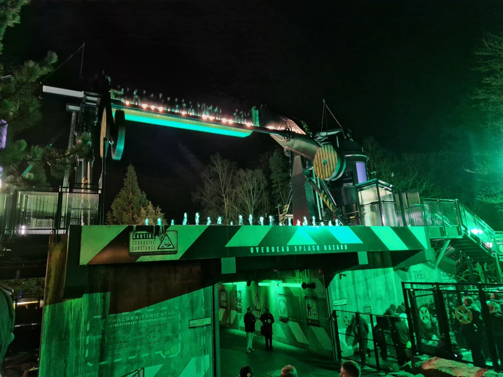 Alton Towers - Toxicator at Night