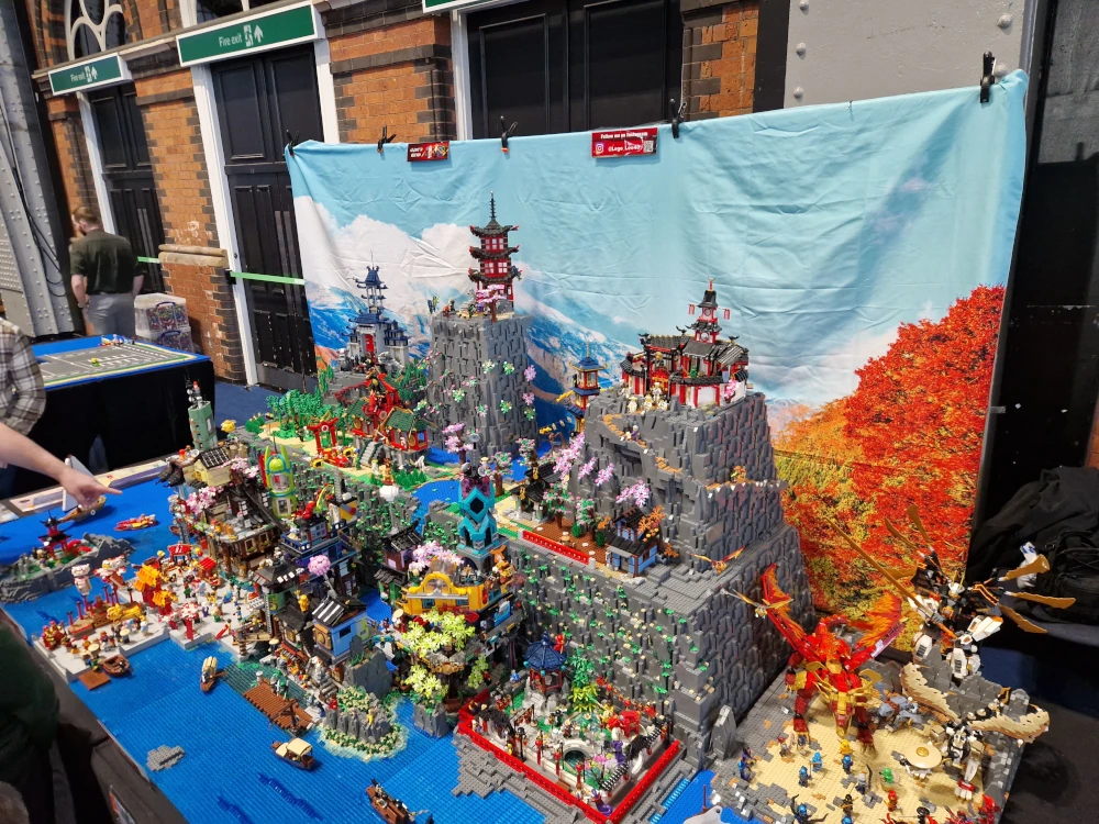 Bricktastic 2025 Ninjago Diorama