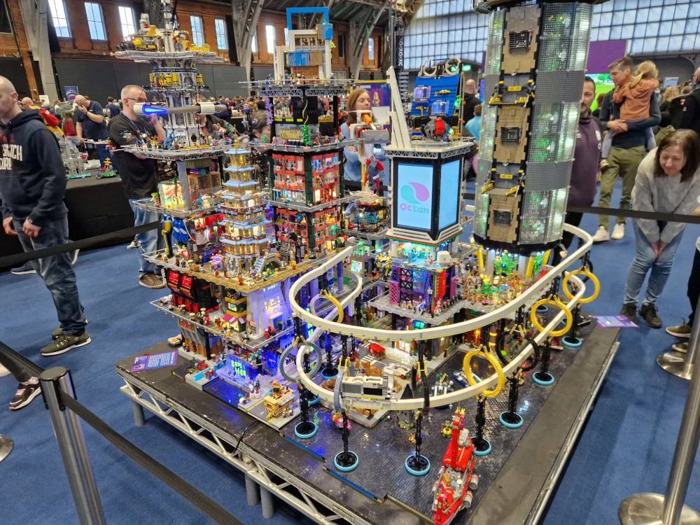 Bricktastic 2025 Cyber City Diorama