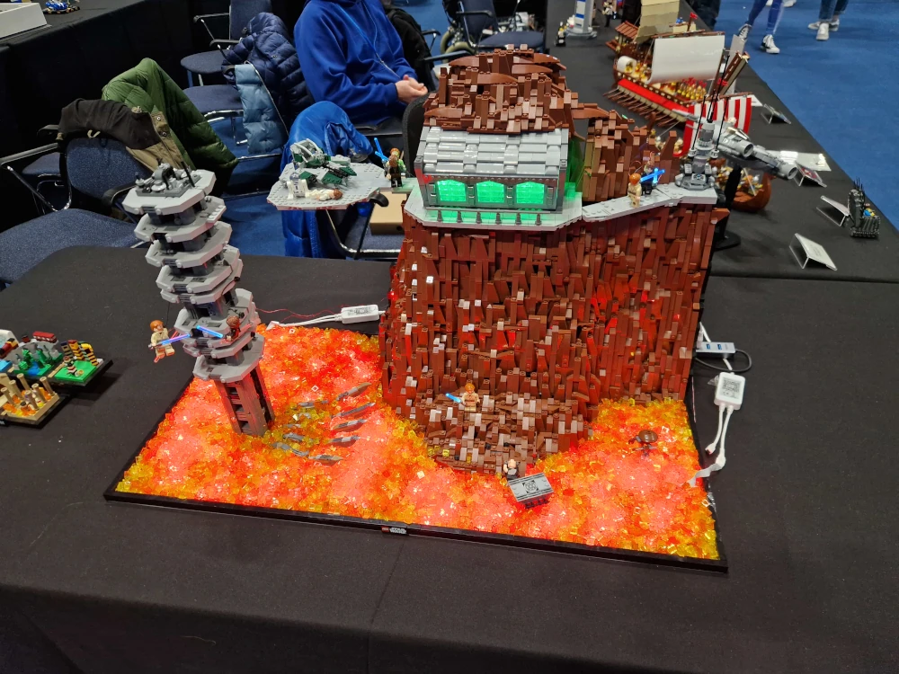 Bricktastic 2025 Star Wars Mustafar Diorama