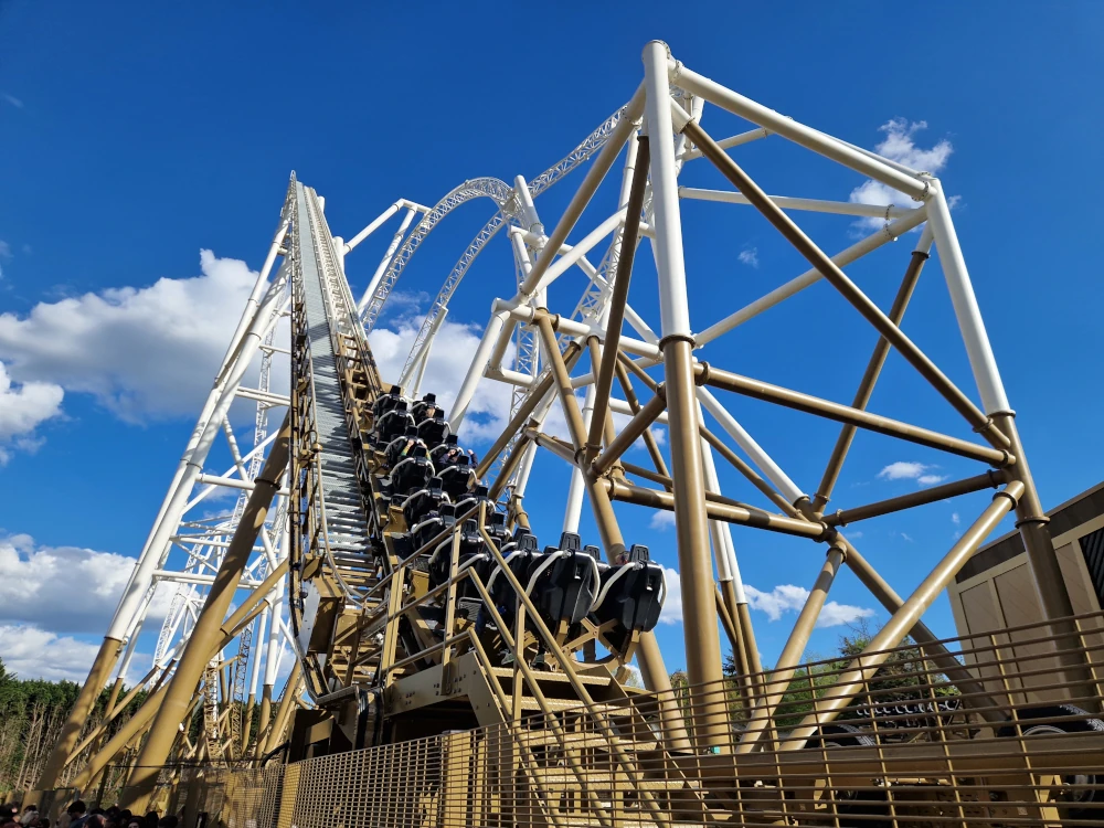 Thorpe Park Hyperia Lift Hill