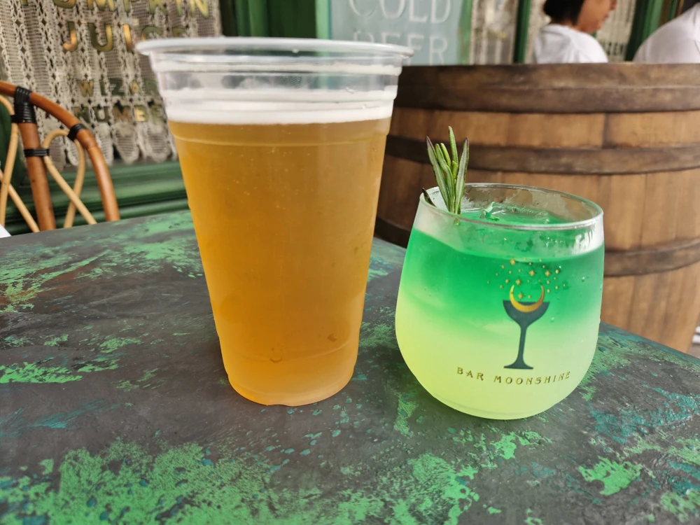 Epic Universe Bar Moonshine Lobe Blaster