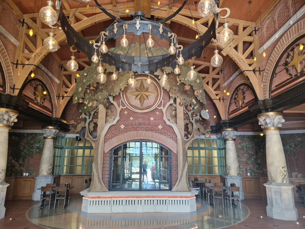 Epic Universe Oak and Star Tavern Entrance