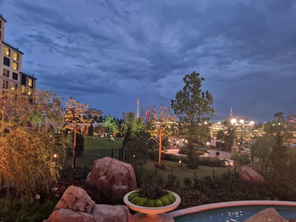 Universal Helios Grand Hotel Views