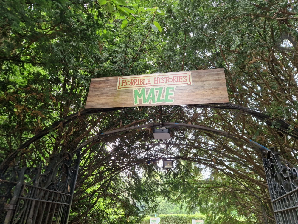 Warwick Castle Horrible Histories Maze