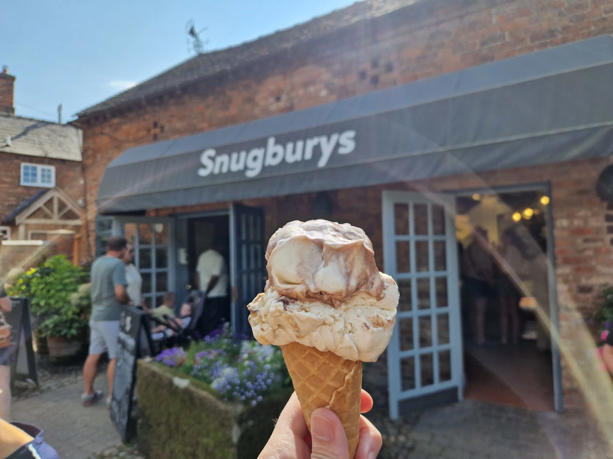 Snugbury's Ice Cream