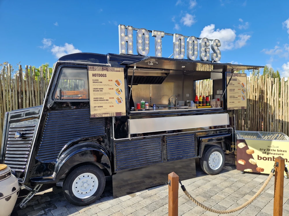 Chester Zoo Heart of Africa Hot Dog Van
