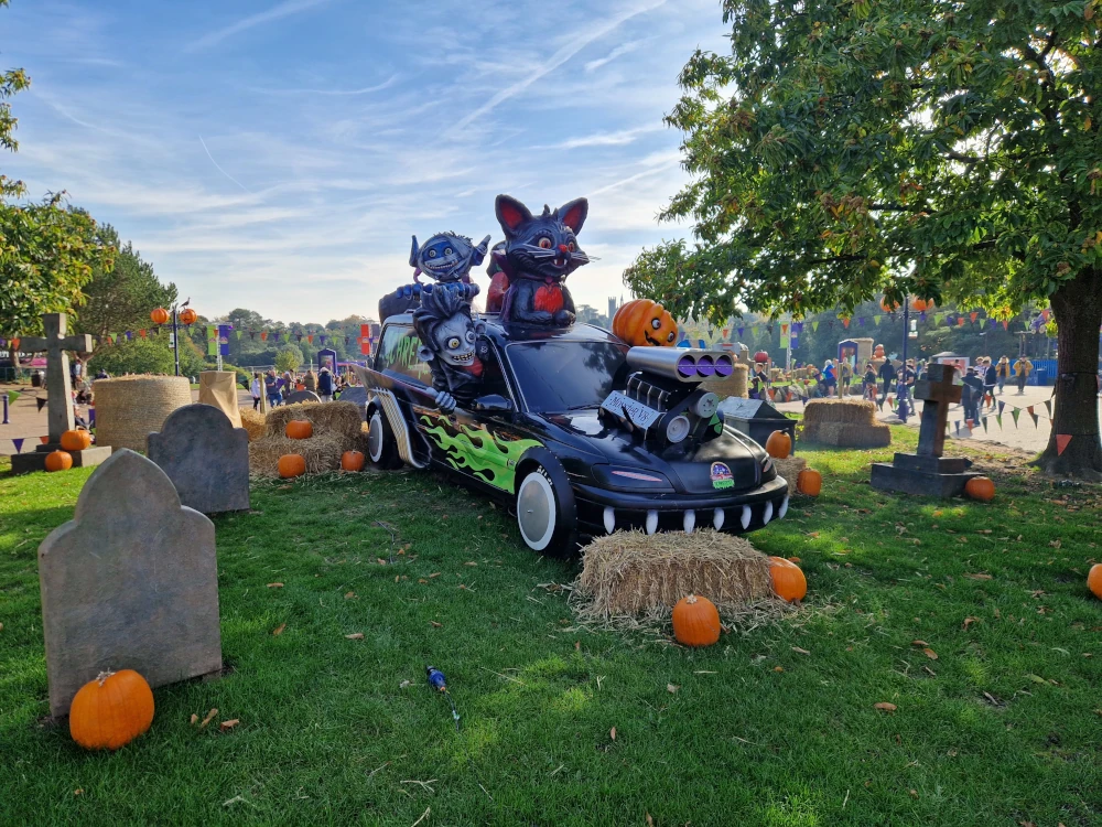 Alton Towers Scarefest Car