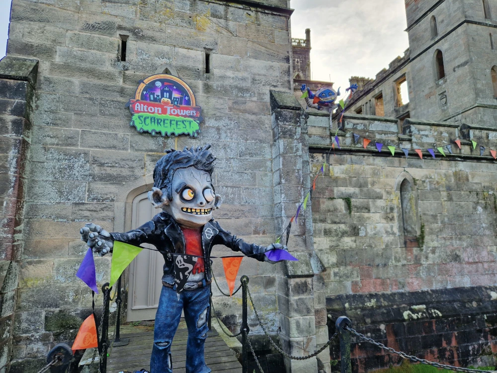 Alton Towers Scarefest Characters