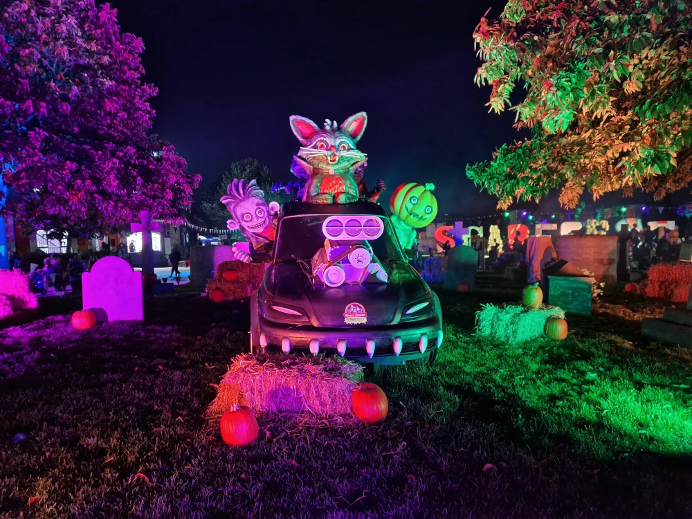 Alton Towers Scarefest Car at night