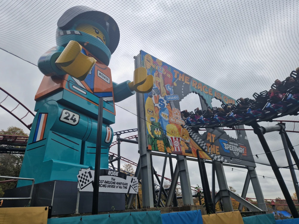 Legoland Windsor Minifigure Speedway