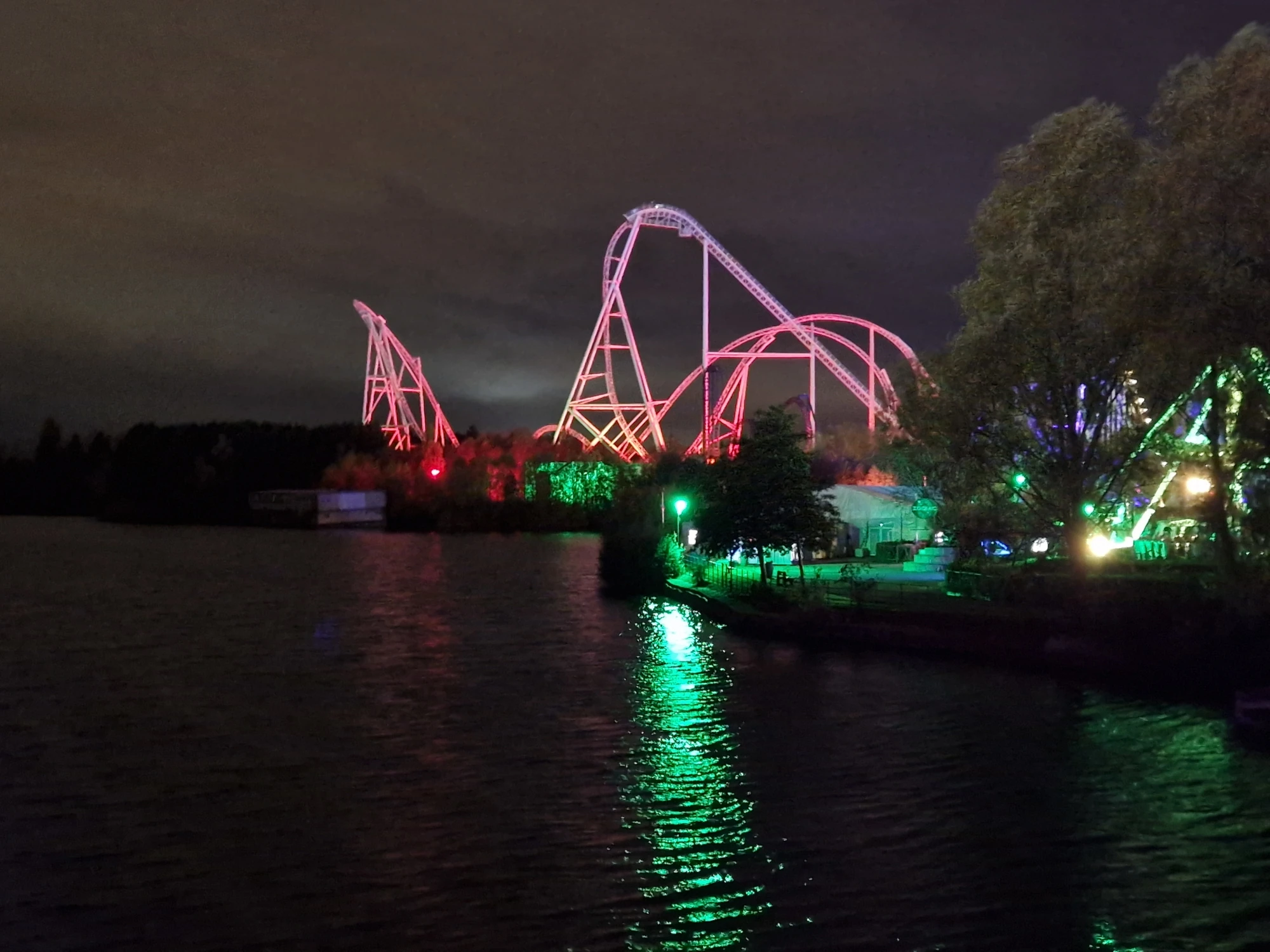 Thorpe Park Hyperia Night
