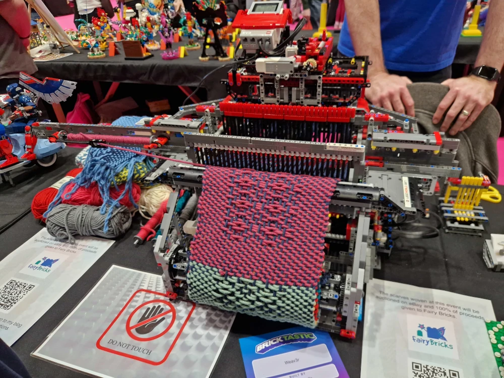 Bricktastic 2026 Knitting Machine