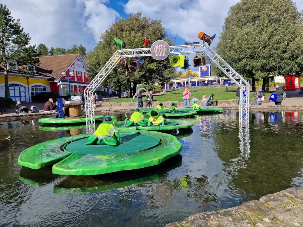 Alton Towers Frogs