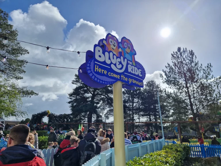 Bluey The Ride Here come The Grannies Entrance Sign