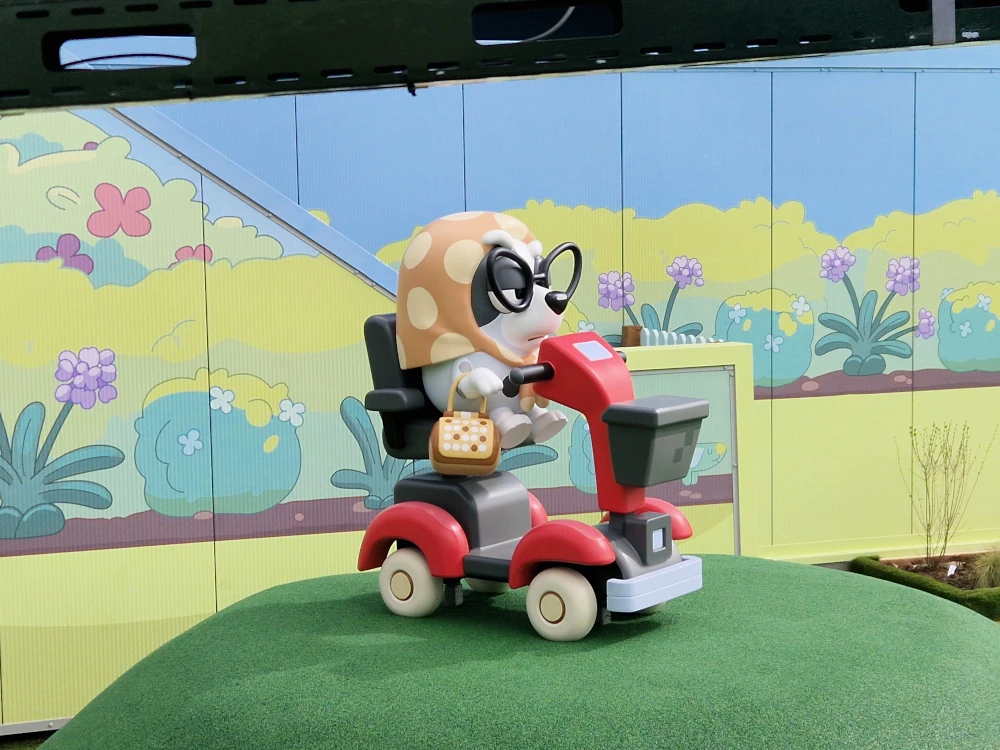 Bluey The Ride Characters Muffin as Gladys